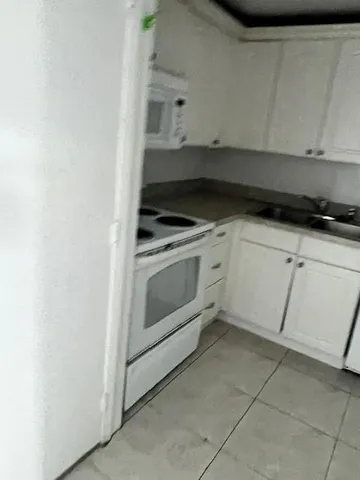 $110,000 | 4164 Inverrary Drive, Unit 803, Lauderhill, FL 33319