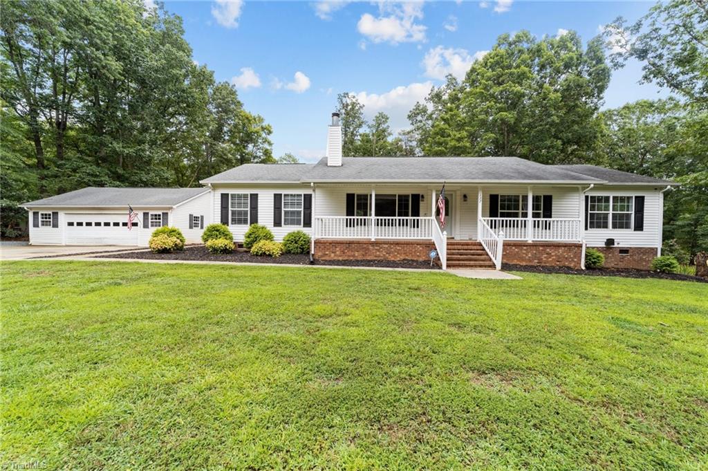 127 Kelly Road Reidsville, NC 27320 - Photo 1 of 36 Gallery Image 1