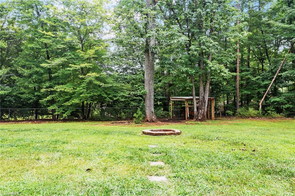 127 Kelly Road Reidsville, NC 27320 - Photo 27 of 36 Gallery Image 27