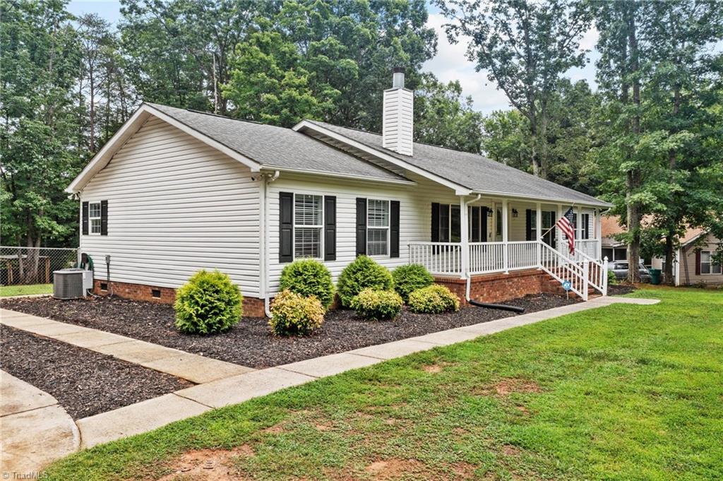 127 Kelly Road Reidsville, NC 27320 - Photo 3 of 36 Gallery Image 3