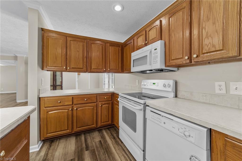 127 Kelly Road Reidsville, NC 27320 - Photo 6 of 36 Gallery Image 6
