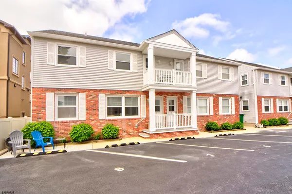 $18,500 | 9506 Ventnor Avenue, Unit 8, Margate City, NJ 08402