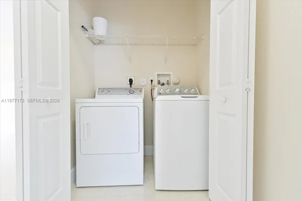 $4,200 | 16186 Southwest 65th Lane, Unit 16186, Miami, FL 33193
