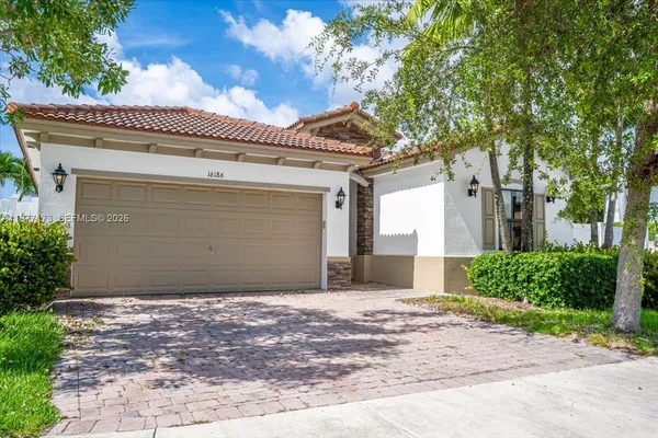 $4,200 | 16186 Southwest 65th Lane, Unit 16186, Miami, FL 33193