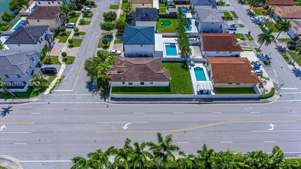 $4,200 | 16186 Southwest 65th Lane, Unit 16186, Miami, FL 33193