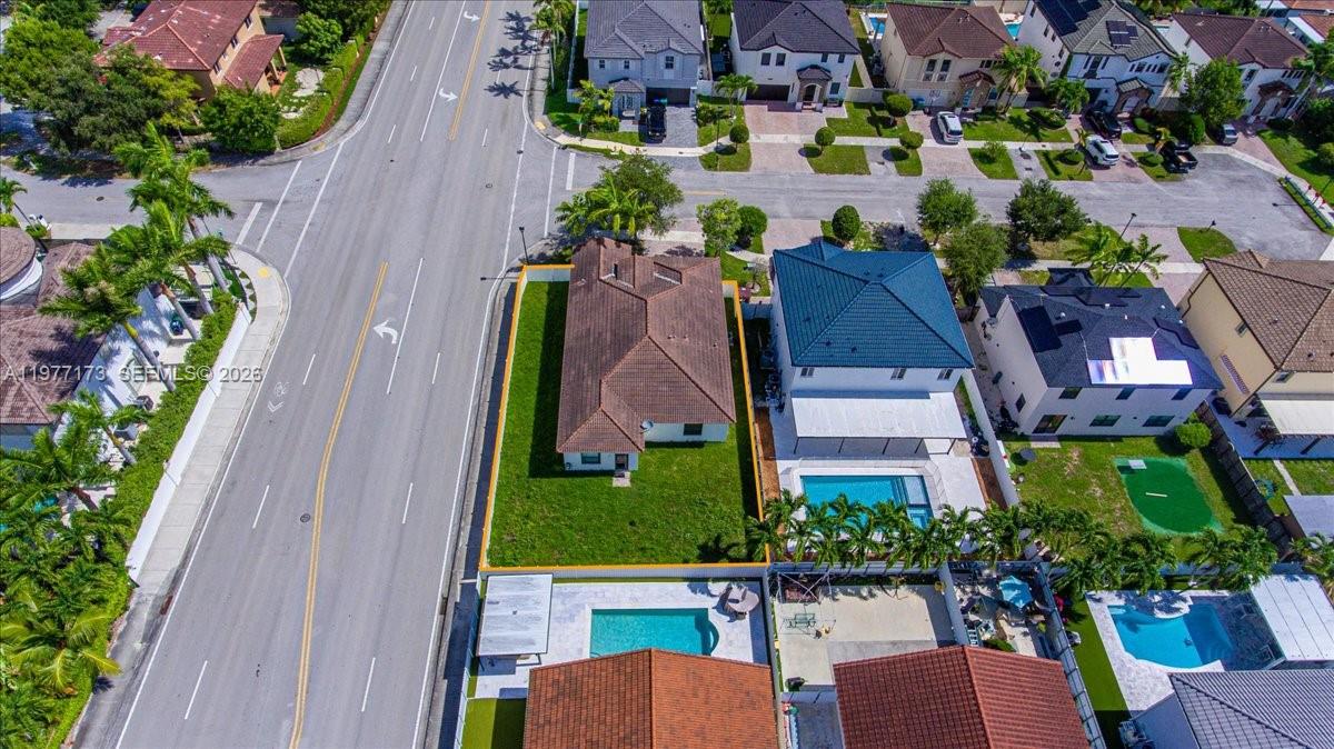 16186 Southwest 65th Lane, Unit 16186 Miami, FL 33193 - Photo 24 of 25