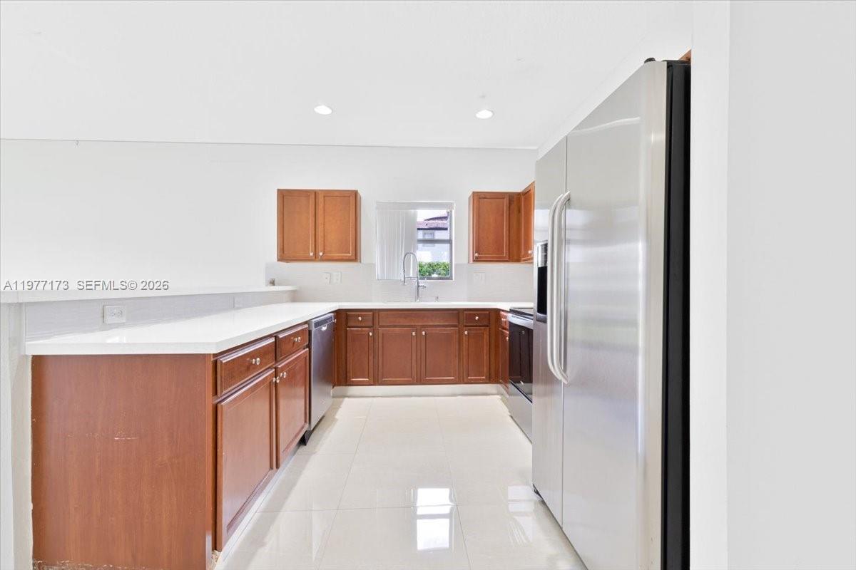 16186 Southwest 65th Lane, Unit 16186 Miami, FL 33193 - Photo 6 of 25