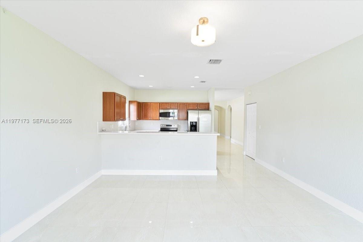 16186 Southwest 65th Lane, Unit 16186 Miami, FL 33193 - Photo 7 of 25