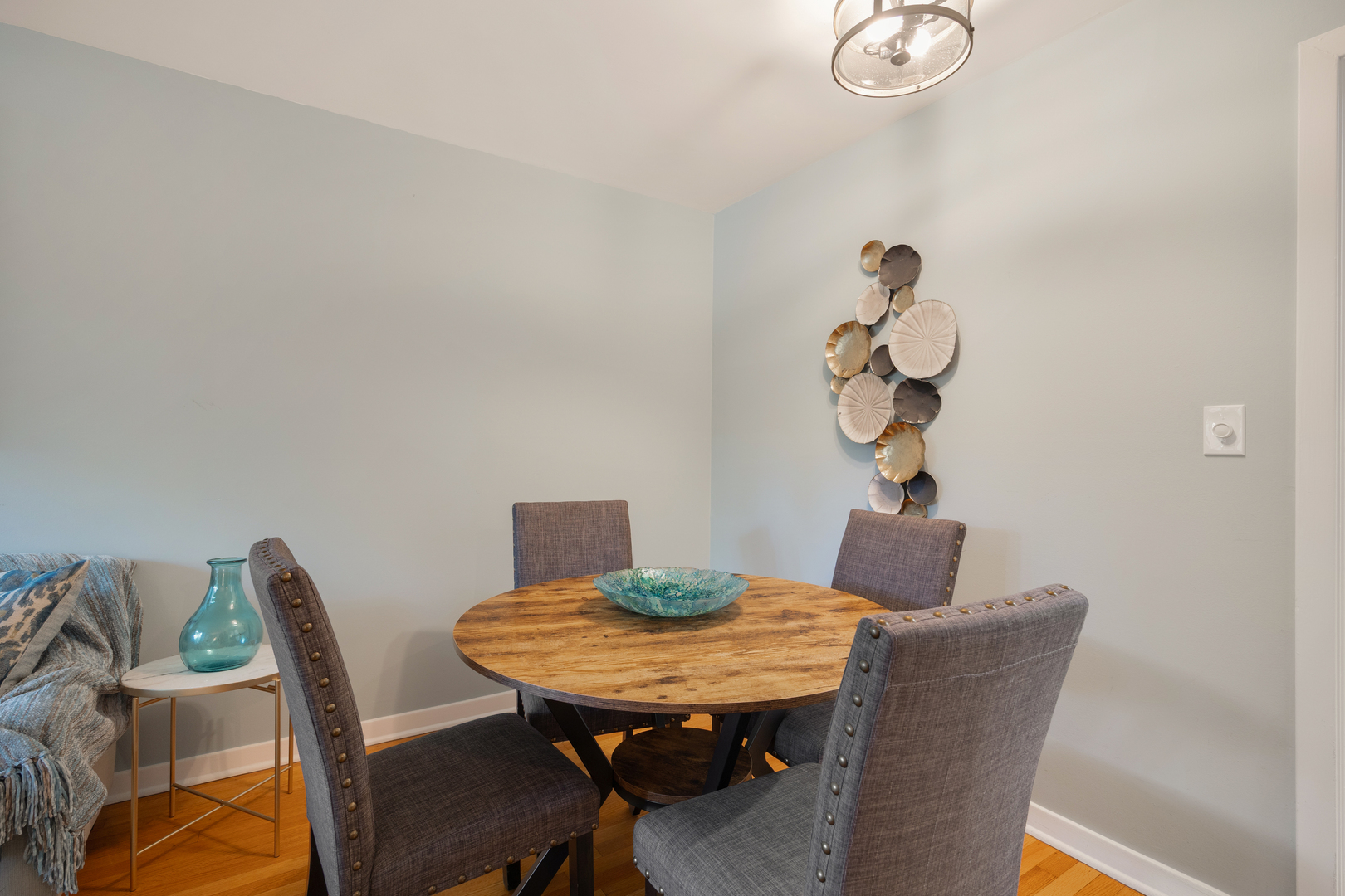 519 Ridge Road Wilmette, IL 60091 - Photo 8 of 31