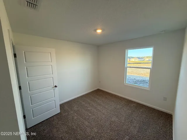 $389,990 | 4004 Yew Tree Court, Jacksonville, FL 32218