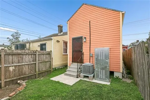$129,000 | 2207 St Ann Street, New Orleans, LA 70119