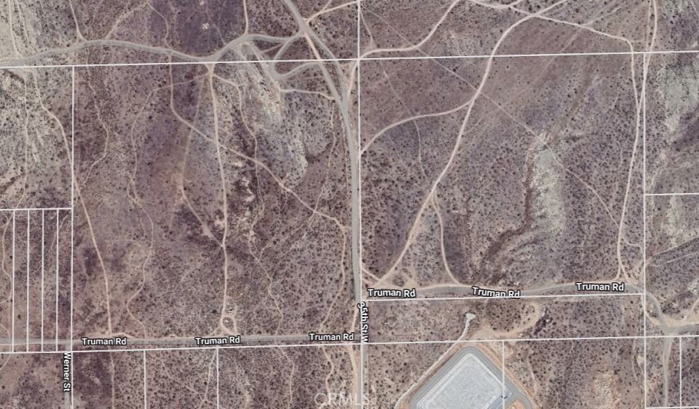 35 35th Street Rosamond, CA 93560 - Photo 11 of 14 a bathroom with a shower