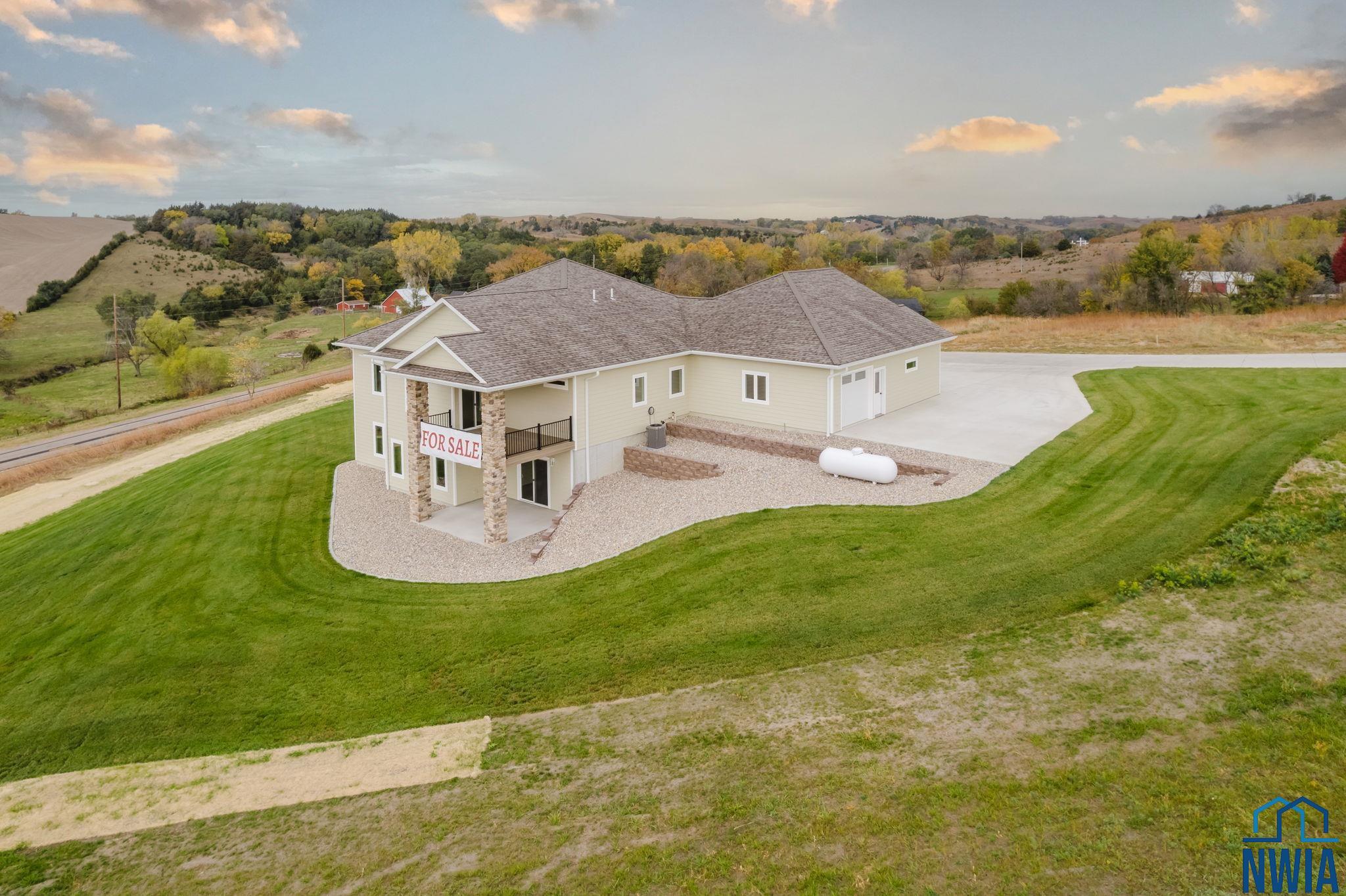 1776 Pr Rdg Way Ponca, NE 68770 - Photo 5 of 47 Gallery Image 5