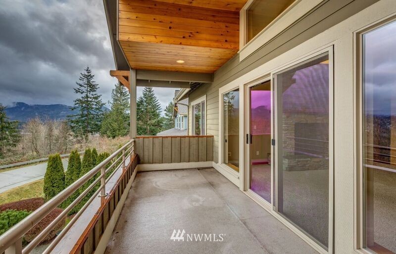 926 19th Street Bellingham, WA 98225 - Photo 12 of 25