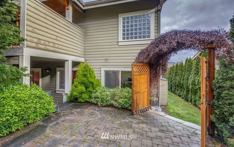 926 19th Street Bellingham, WA 98225 - Photo 21 of 25