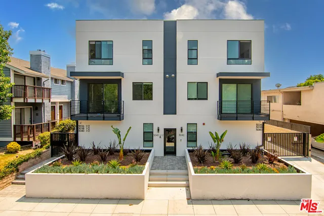 $3,795 | 5038 1/2 Riverton Avenue, North Hollywood, CA 91601