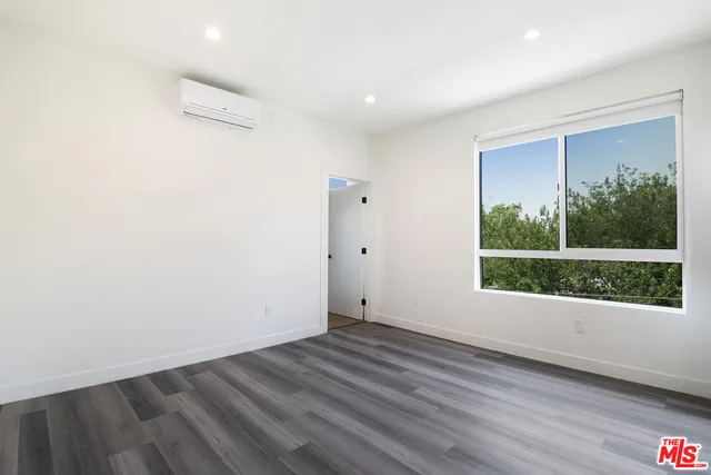 $3,795 | 5038 1/2 Riverton Avenue, North Hollywood, CA 91601