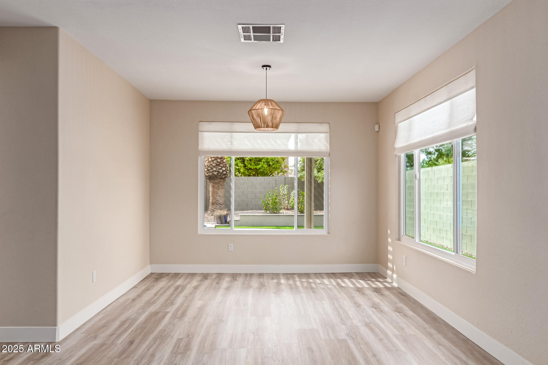 847 East Del Rio Street Gilbert, AZ 85295 - Photo 9 of 58 8 - Del Rio
