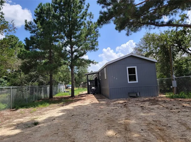 $1,380 | 305 Cedar Drive, Caldwell, TX 77836