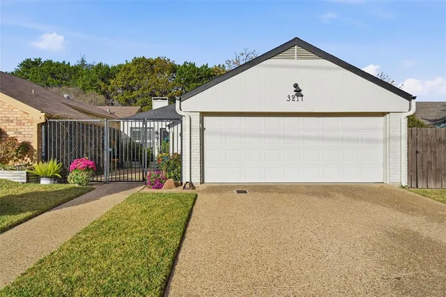 $274,900 | 3217 Brannon Drive, Waco, TX 76710