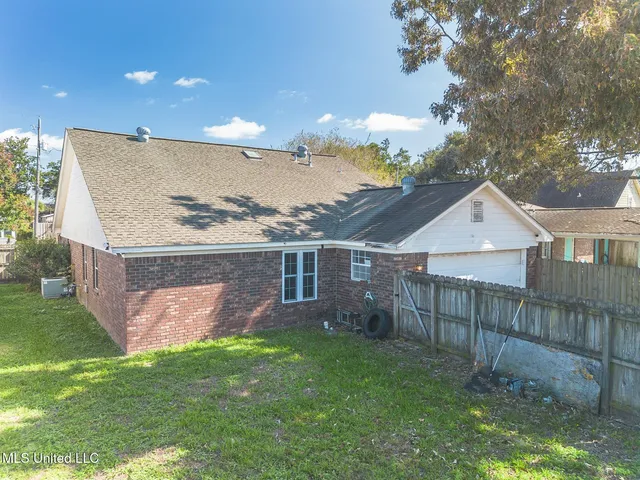 $175,000 | 173 Pine Grove Avenue, Biloxi, MS 39531