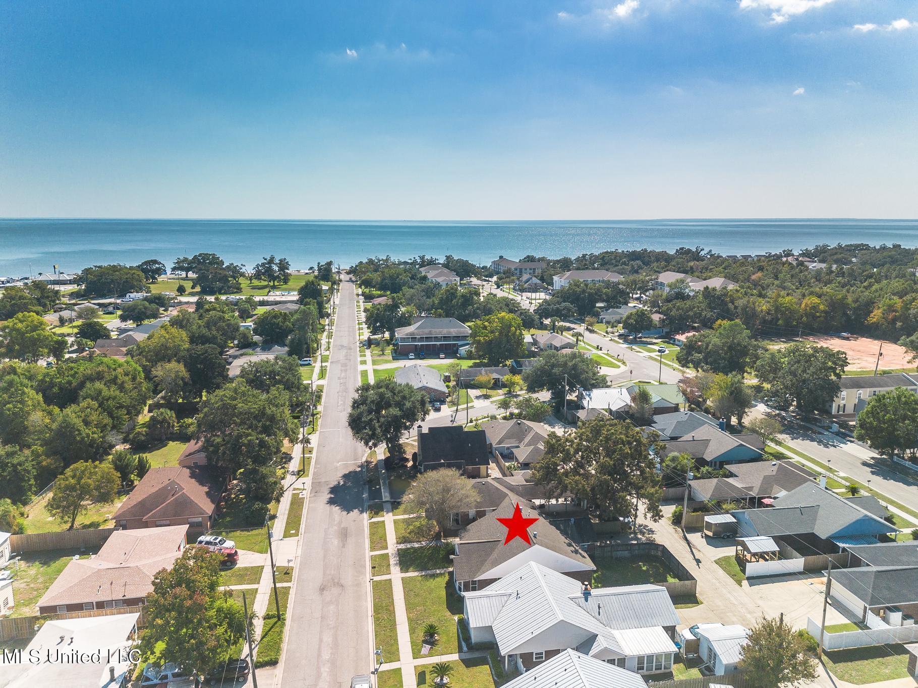 173 Pine Grove Avenue Biloxi, MS 39531 - Photo 15 of 16 15