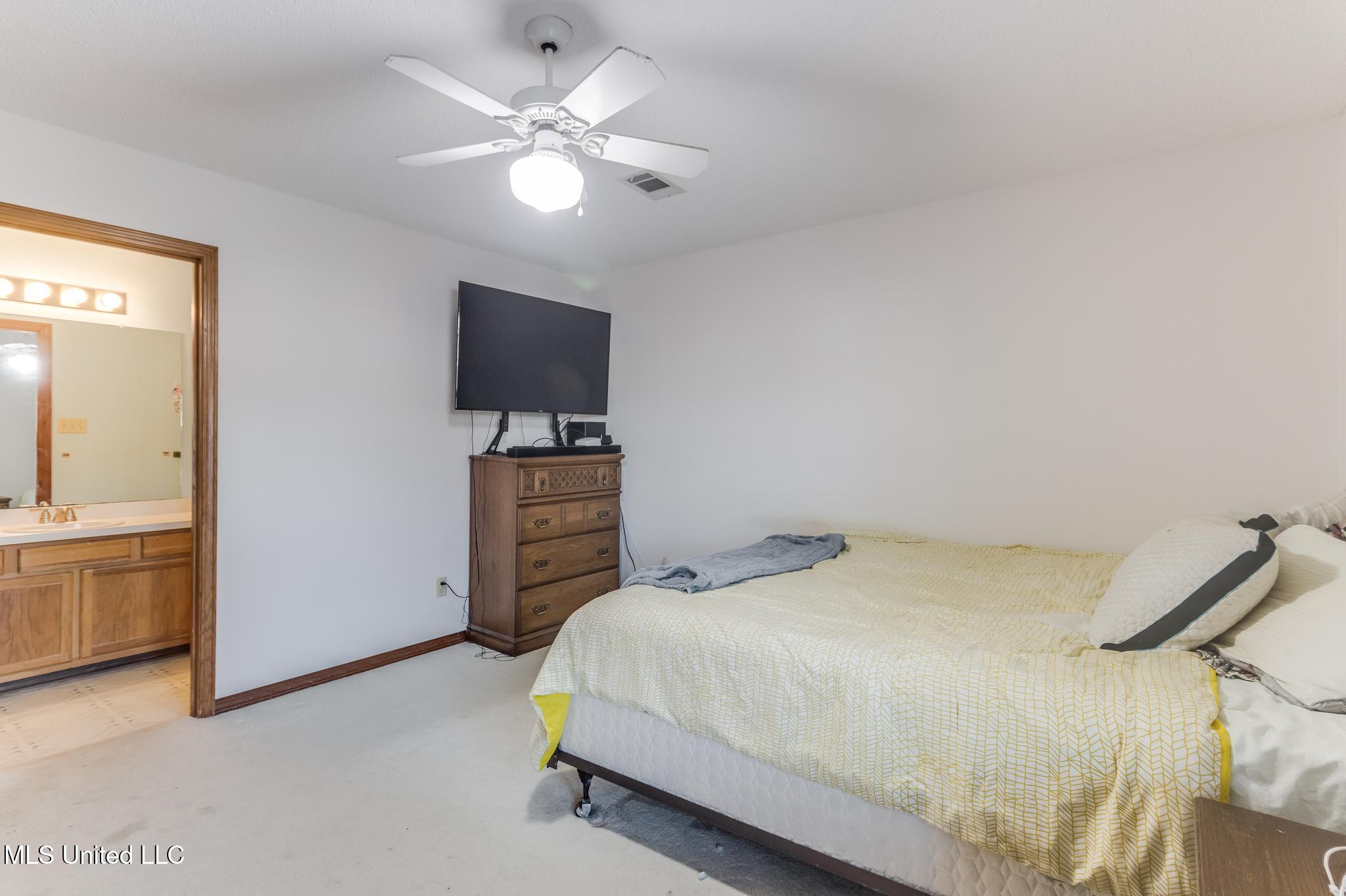 173 Pine Grove Avenue Biloxi, MS 39531 - Photo 10 of 16 10