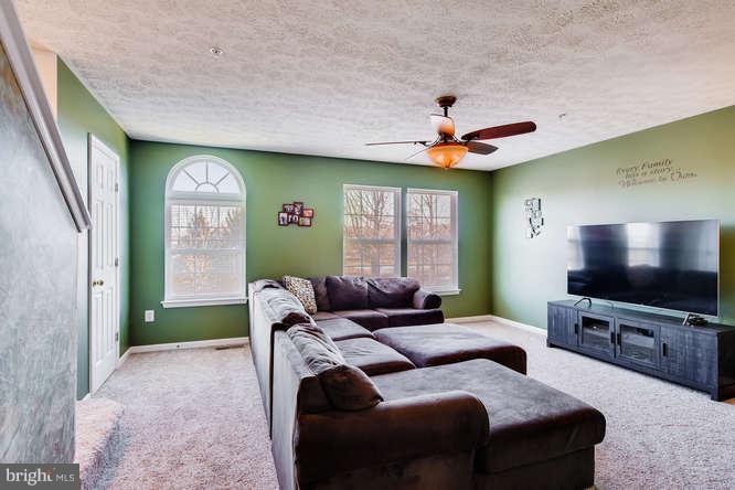 9808 Biggs Road Baltimore, MD 21220 - Photo 4 of 28