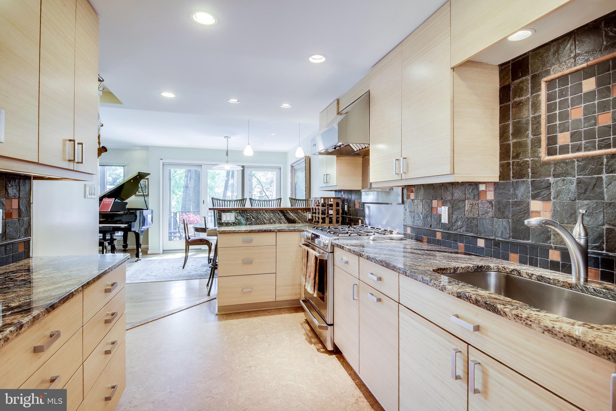1604 Waters Edge Lane Reston, VA 20190 - Photo 27 of 76