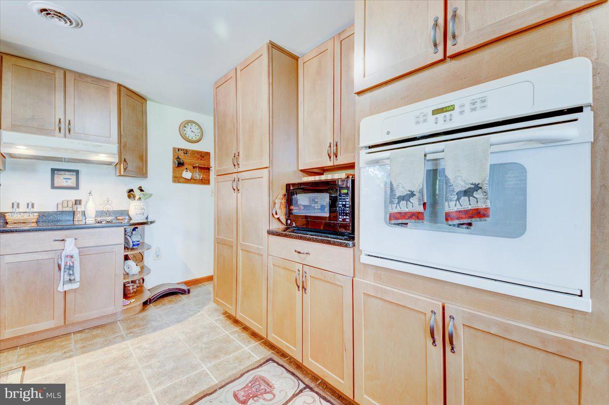 8108 Rocky Springs Road Frederick, MD 21702 - Photo 38 of 59 Gallery Image 38