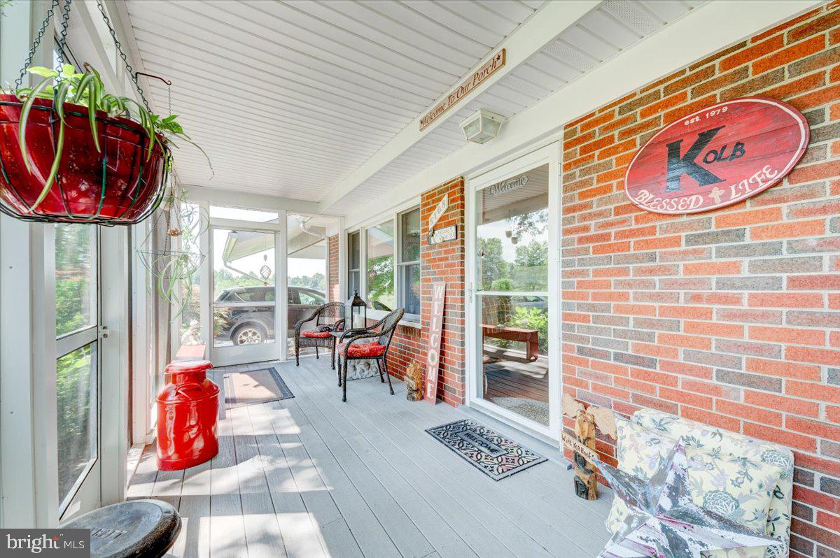 8108 Rocky Springs Road Frederick, MD 21702 - Photo 9 of 59 Gallery Image 9