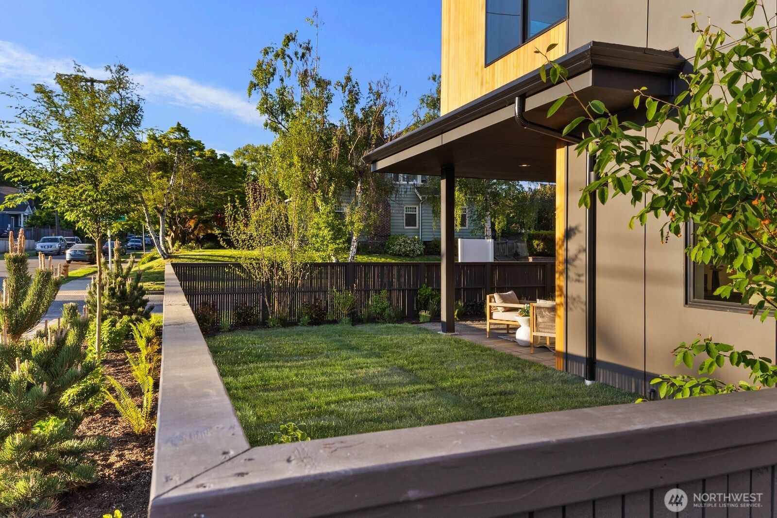 3305 South Hanford Street Seattle, WA 98144 - Photo 24 of 28