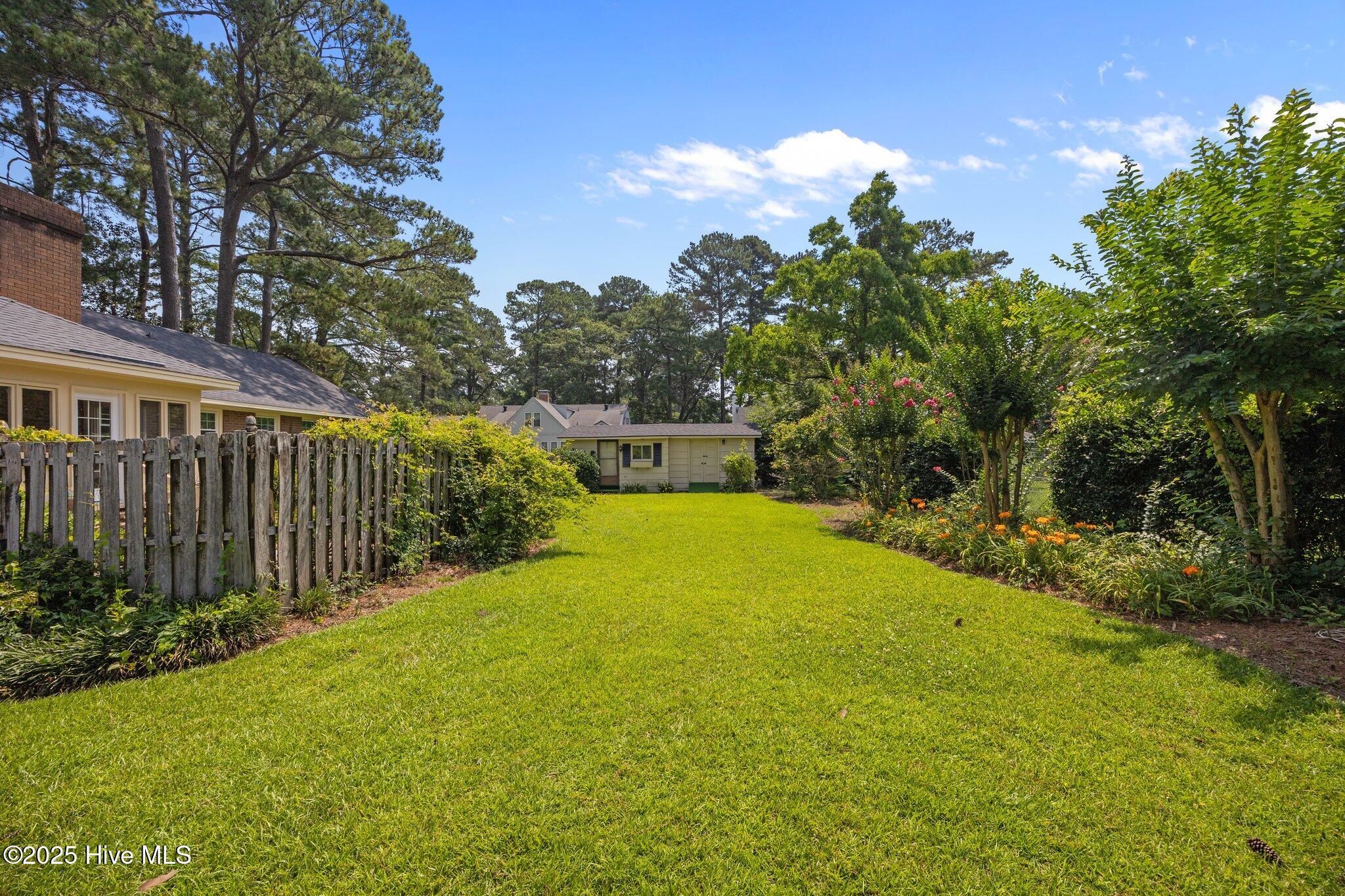 1902 York Street Kinston, NC 28504 - Photo 44 of 54 47-web-or-mls-IMG_5328