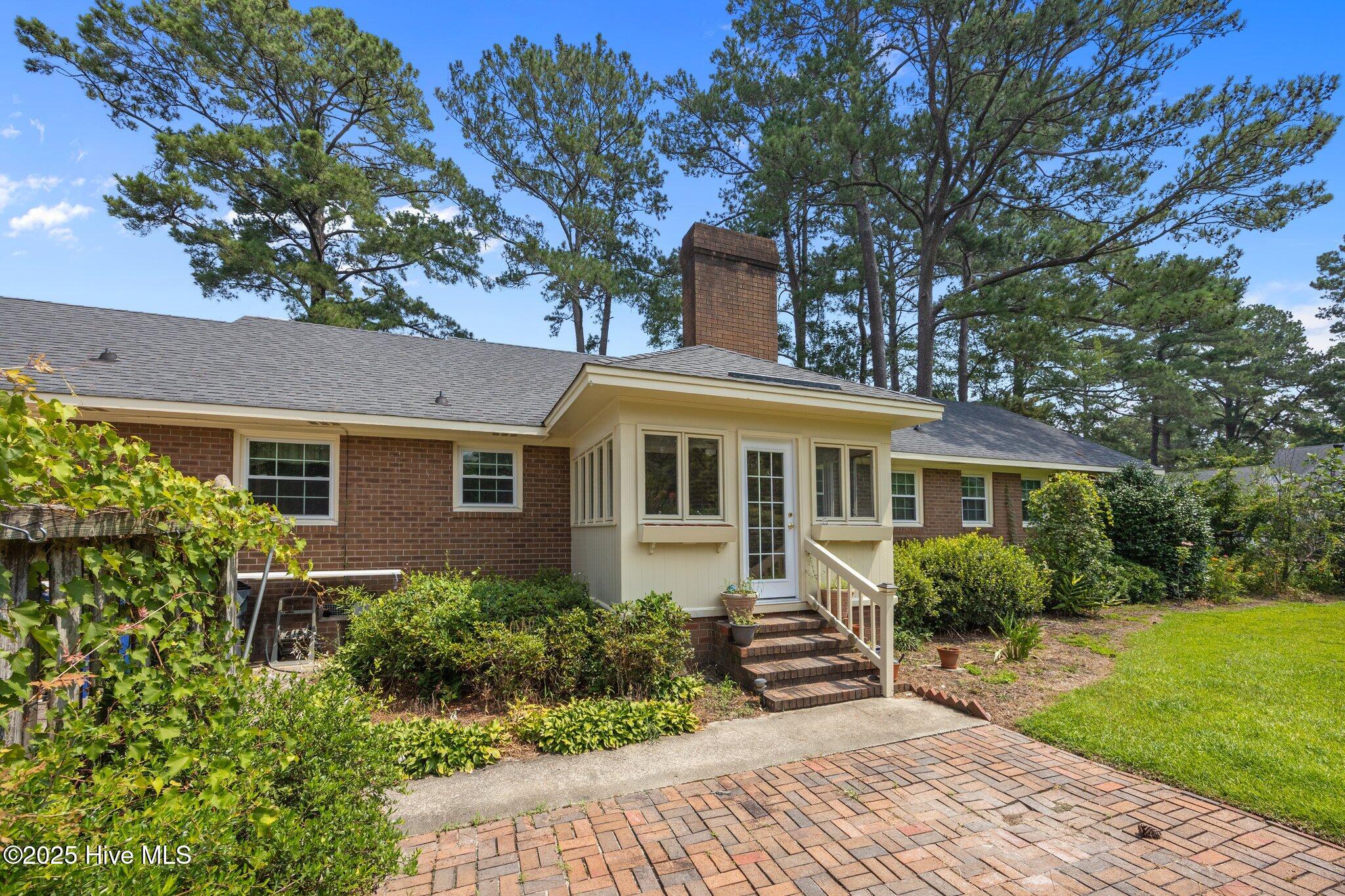 1902 York Street Kinston, NC 28504 - Photo 49 of 54 51-web-or-mls-IMG_5340