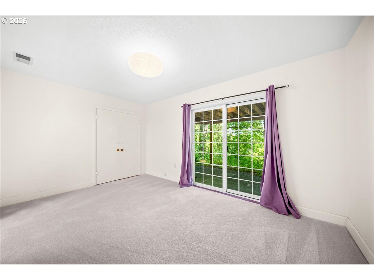 10332 Southwest Lancaster Road Portland, OR 97219 - Photo 32 of 48