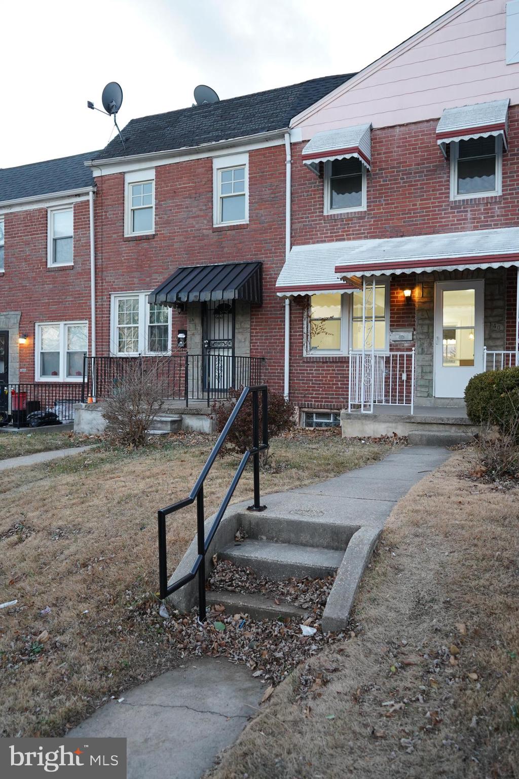 40 Upmanor Road Baltimore, MD 21229 - Photo 3 of 50 Front3