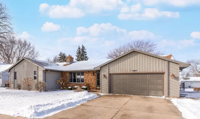 $349,900 | 1201 South Irma Street, Appleton, WI 54915