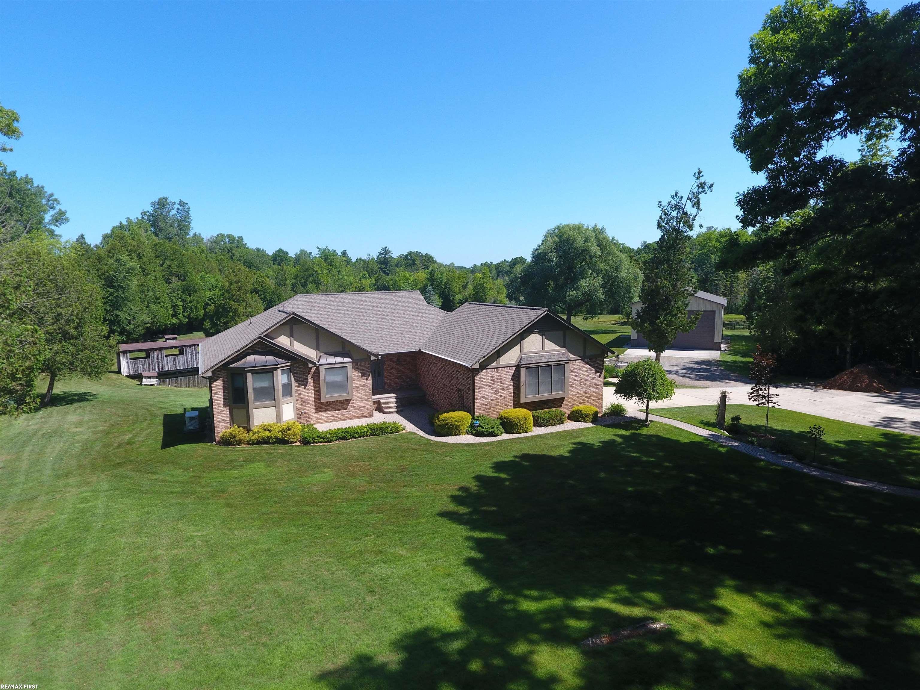 6911 32 Mile Road Romeo, MI 48065 - Photo 8 of 99