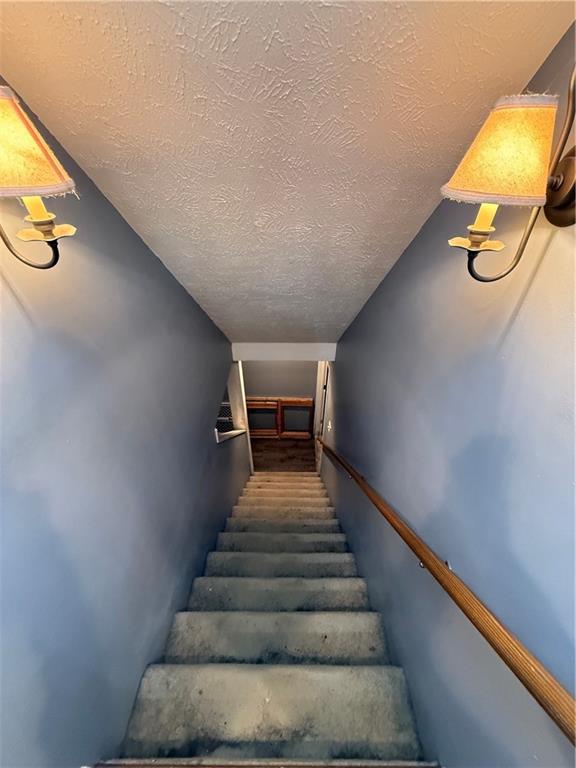 2179 Evans City Road Zelienople, PA 16063 - Photo 24 of 50
