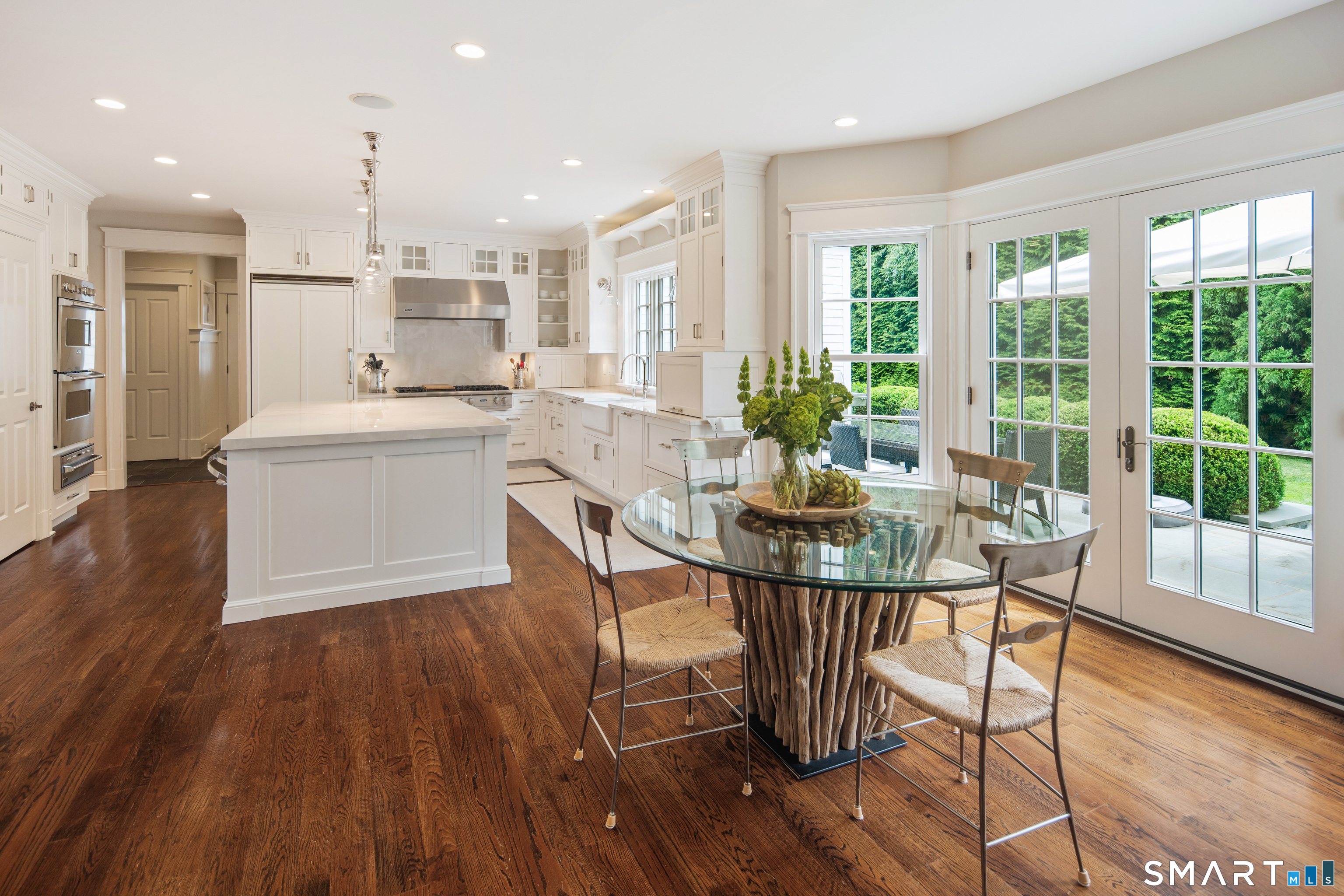 359 Greens Farms Road Westport, CT 06880 - Photo 18 of 34