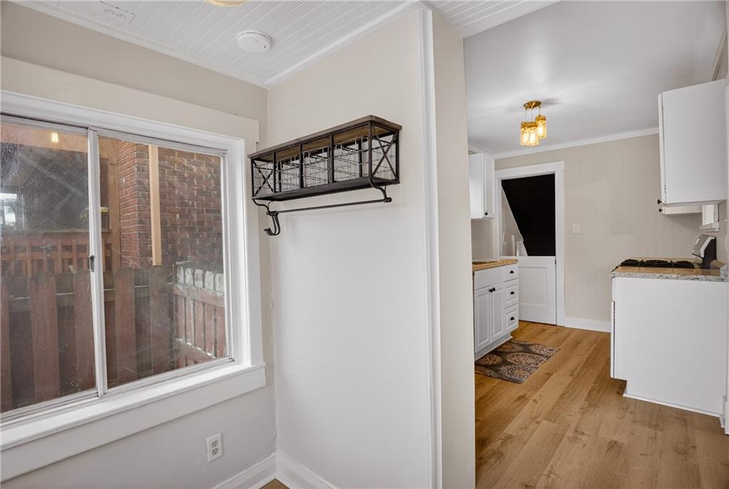 611 Montview Street Pittsburgh, PA 15214 - Photo 18 of 39 a view of a living room