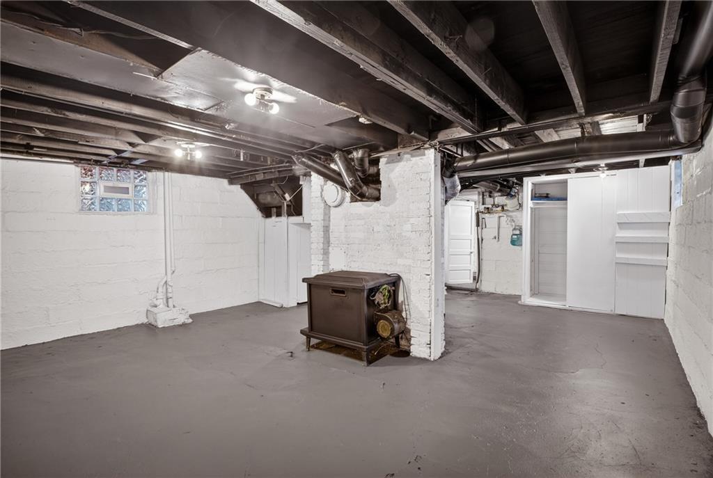611 Montview Street Pittsburgh, PA 15214 - Photo 29 of 39 a view of room with refrigerator