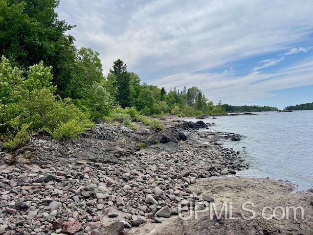 9217 Silver River Road Mohawk, MI 49950 - Photo 16 of 39