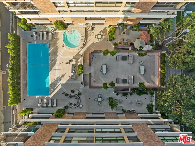$2,150,000 | 211 South Spalding Drive, Unit 109S, Beverly Hills, CA 90212