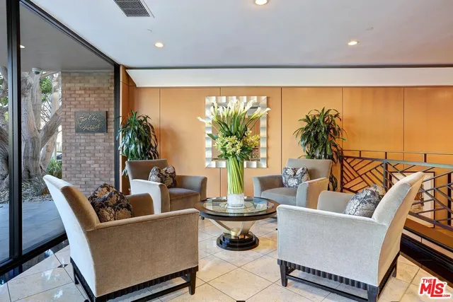 $2,150,000 | 211 South Spalding Drive, Unit 109S, Beverly Hills, CA 90212