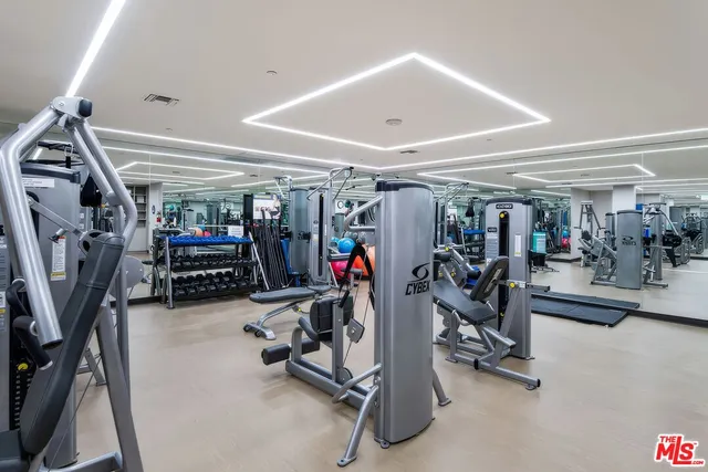 $2,150,000 | 211 South Spalding Drive, Unit 109S, Beverly Hills, CA 90212