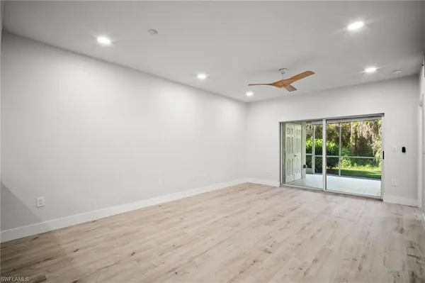 $2,150 | 4450 Botanical Pl Circle, Unit 6, Naples, FL 34112