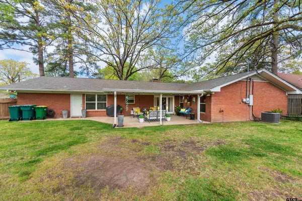 $329,000 | 11 Lambeth Circle, Texarkana, TX 75503