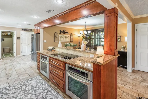 $329,000 | 11 Lambeth Circle, Texarkana, TX 75503