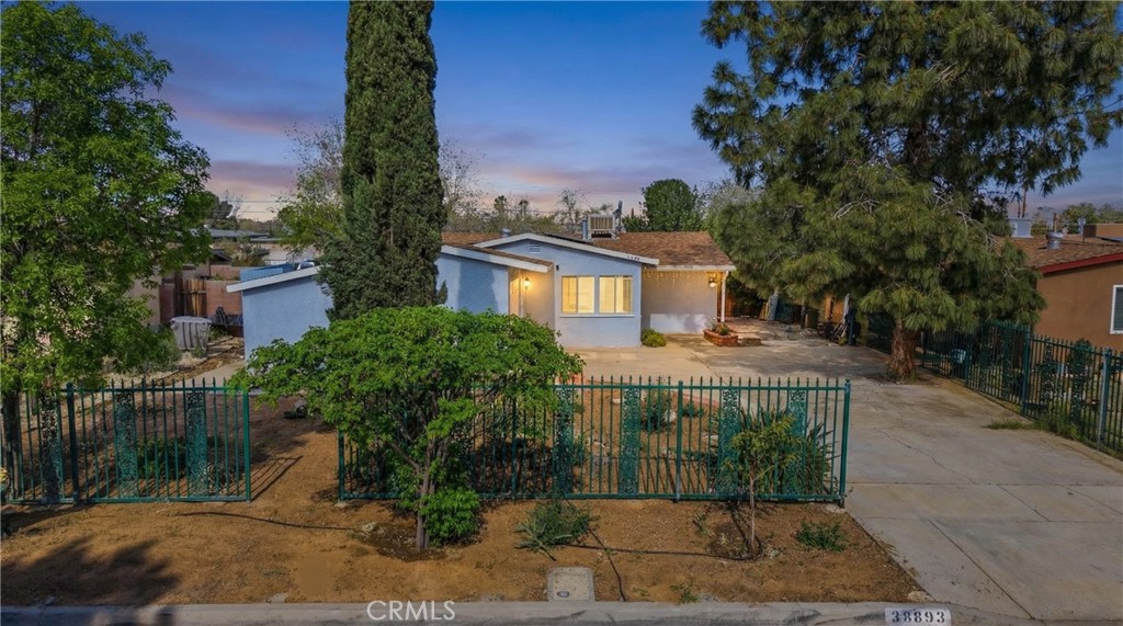 38893 Juniper Tree Road Palmdale, CA 93551 - Photo 6 of 41